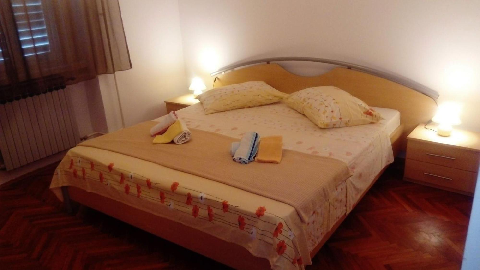 Apartment Supetarska Draga - Donja 2020A 拉布 外观 照片
